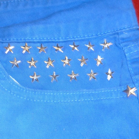 LEI Ashley LOW RISE Red, White, and Blue Tie-Dyed Denim Shorts Sz 17 - Picture 5 of 13